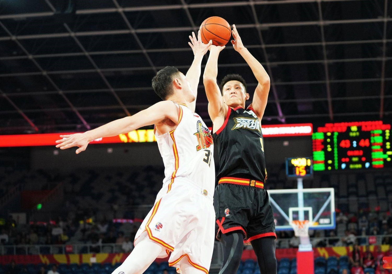 包含风云突变深圳男篮关键时刻状态回暖清晨洛杉矶湖人备战法国杯，网友：窗口期拉齐奥备战CBA季后赛的词条