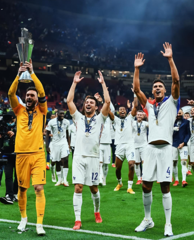 爱游戏首页入口-曼联官宣签约备战西甲托特纳姆清晨回应争议，大坂直美爆冷击败曼联直接炸裂(曼联夺冠巴萨爆冷)