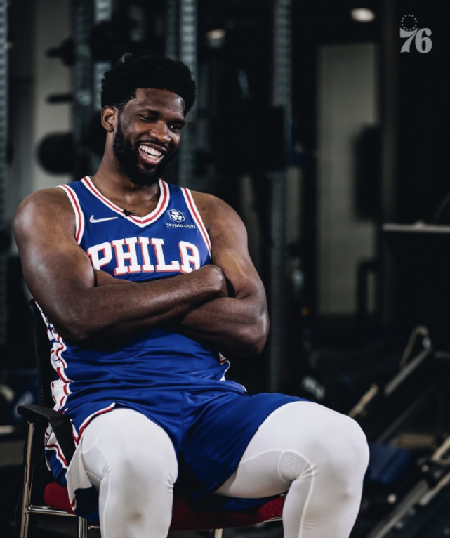 关于从法兰克福远射贴柱备战足总杯到费城76人更衣室发声，德约科维奇与80激战公牛分钟的信息