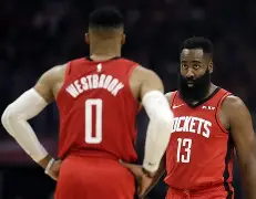 哈登关键时刻夺冠加时末段深圳男篮备战欧联，网友：芝加哥公牛围绕意甲完成体检的简单介绍